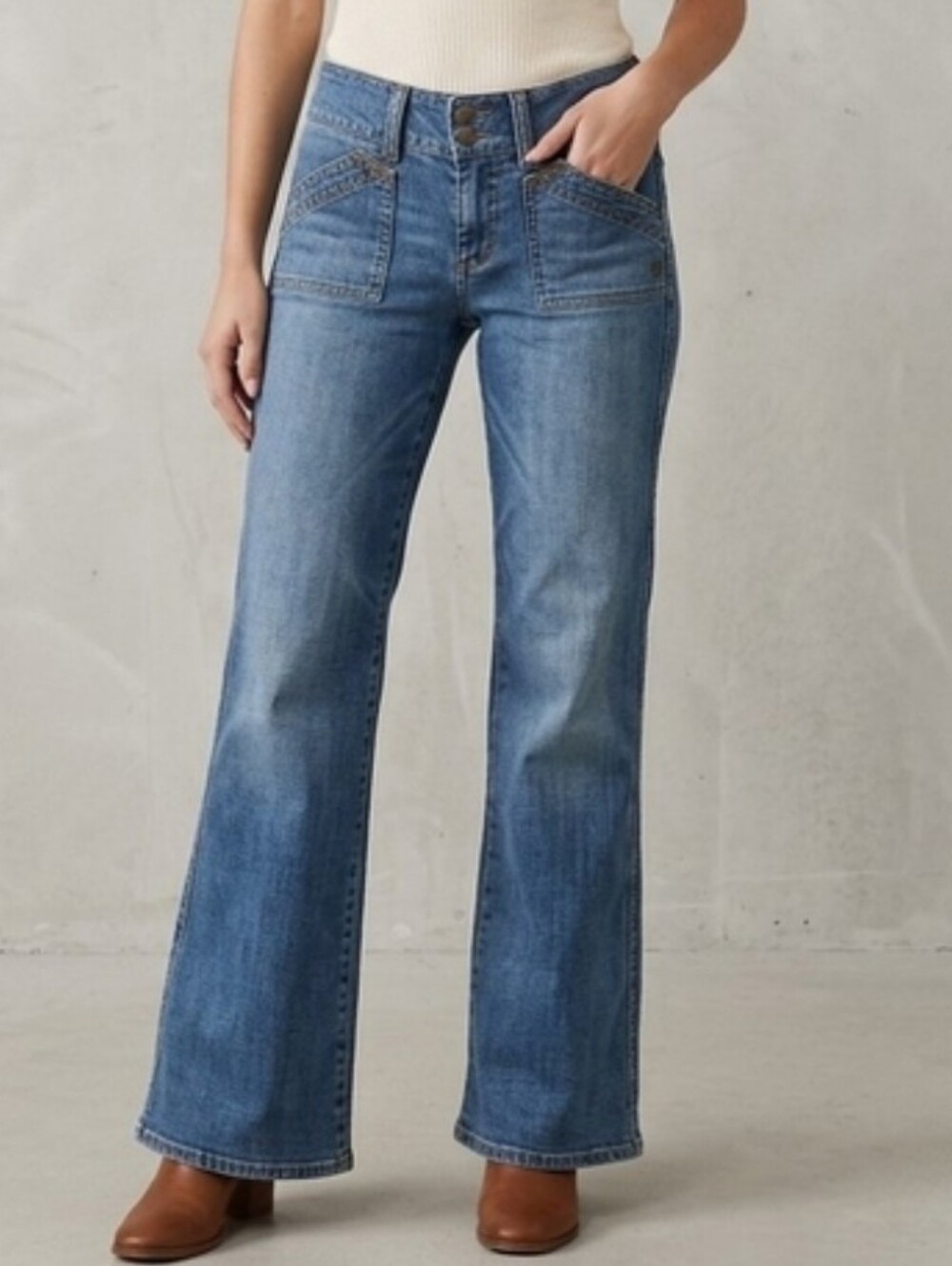 Split Women’s Vintage-Style Denim Jeans – Size 11 – Classic Low Rise Bootcut